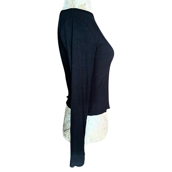 Stretch Ribbed Black Long Sleeve Women's Crop Top Casual Rave Goth Size Large - Picture 2 of 4